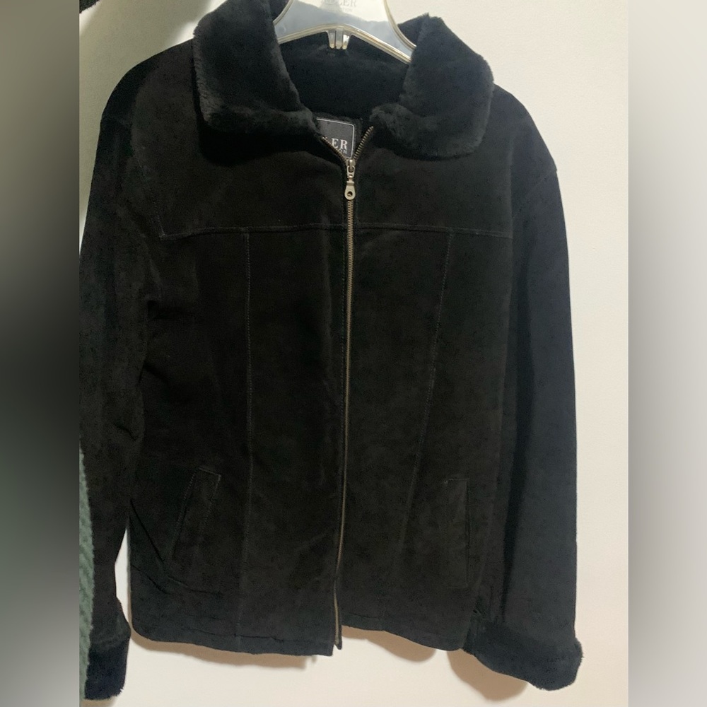 Adler Collection Women’s Genuine Leather Jacket